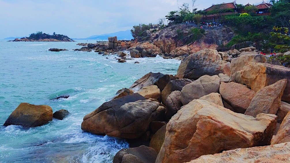 Hòn chồng nha trang 3
