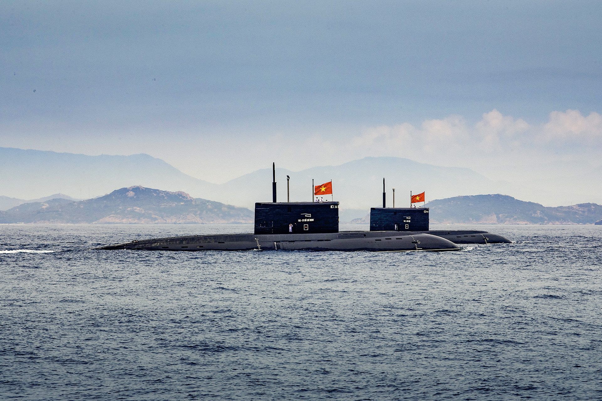 Dieu binh quoc khanh 80 18